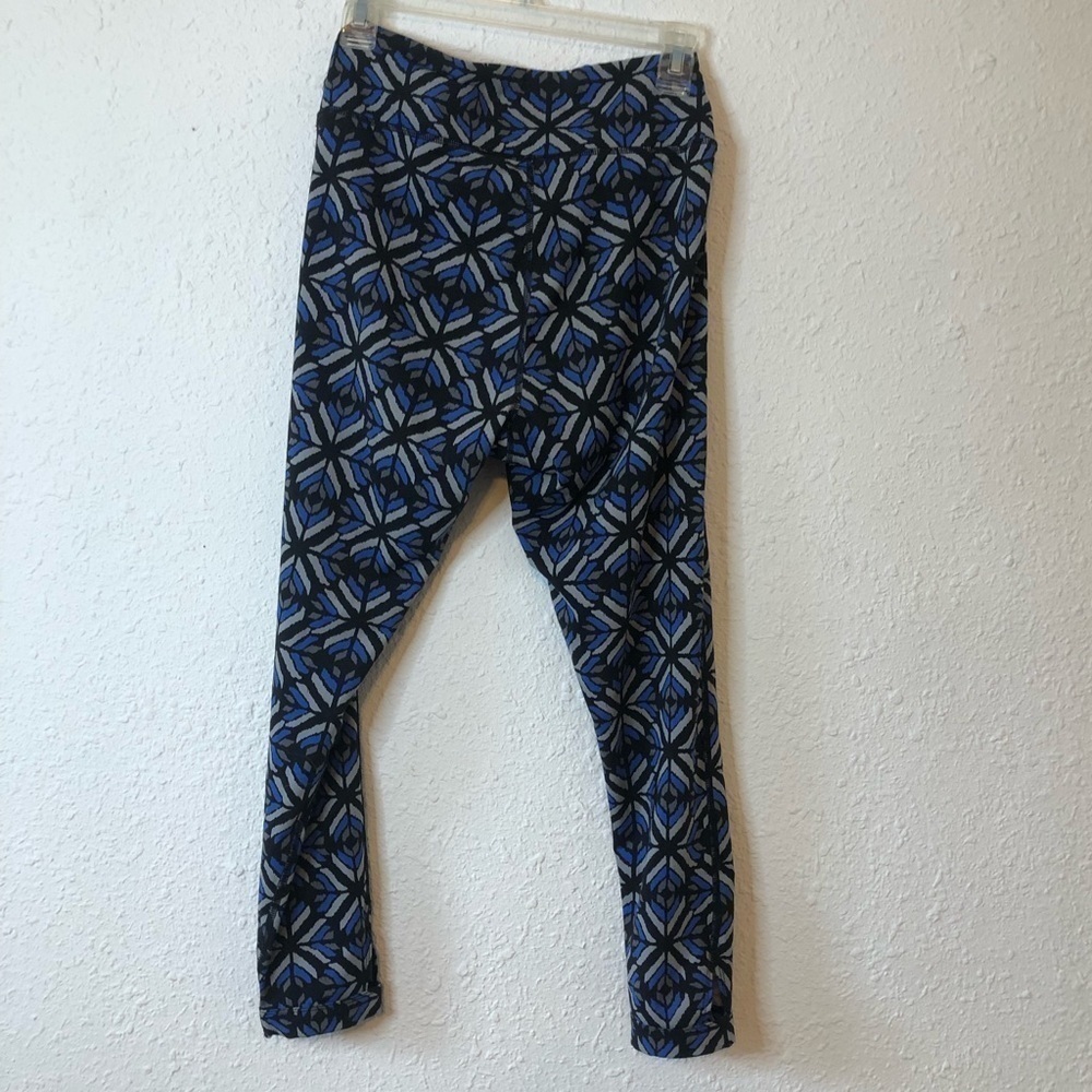 3/$25 🙌🏼 Aerie Ikat Diamond Pattern Leggings Medium - Picture 3 of 6